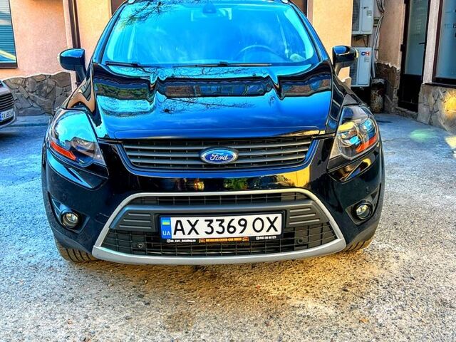 Черный Форд Куга, объемом двигателя 2 л и пробегом 185 тыс. км за 12600 $, фото 1 на Automoto.ua