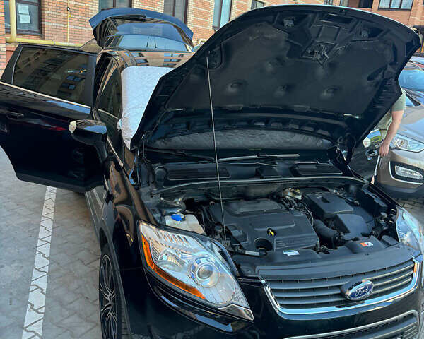 Черный Форд Куга, объемом двигателя 2 л и пробегом 220 тыс. км за 9700 $, фото 1 на Automoto.ua