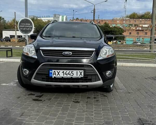 Черный Форд Куга, объемом двигателя 2 л и пробегом 238 тыс. км за 10500 $, фото 1 на Automoto.ua