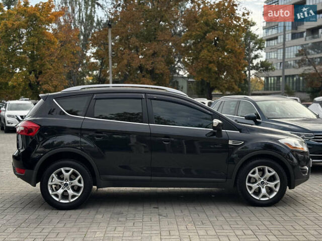 Черный Форд Куга, объемом двигателя 2.5 л и пробегом 160 тыс. км за 10900 $, фото 1 на Automoto.ua