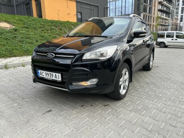 Черный Форд Куга, объемом двигателя 2 л и пробегом 325 тыс. км за 10700 $, фото 1 на Automoto.ua