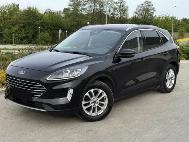 Чорний Форд Куга, об'ємом двигуна 2 л та пробігом 37 тис. км за 16500 $, фото 1 на Automoto.ua