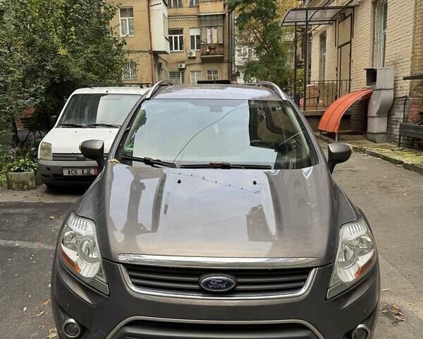 Форд Куга 2011 в Киеве на Automoto.ua Коричневый Форд Куга, объемом двигателя 2 л и пробегом 138 тыс. км за 11500 $, фото 1 на Automoto.ua