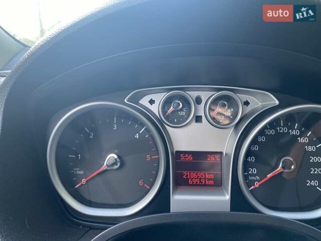 Коричневый Форд Куга, объемом двигателя 2 л и пробегом 211 тыс. км за 10500 $, фото 1 на Automoto.ua