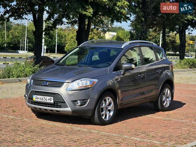 Коричневый Форд Куга, объемом двигателя 2 л и пробегом 85 тыс. км за 12900 $, фото 1 на Automoto.ua