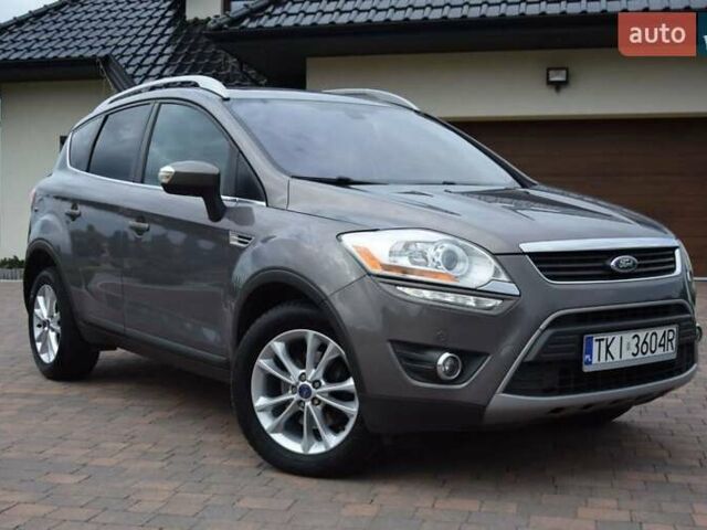 Коричневый Форд Куга, объемом двигателя 2 л и пробегом 180 тыс. км за 9800 $, фото 1 на Automoto.ua