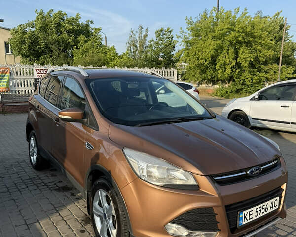 Коричневий Форд Куга, об'ємом двигуна 2 л та пробігом 129 тис. км за 13700 $, фото 1 на Automoto.ua