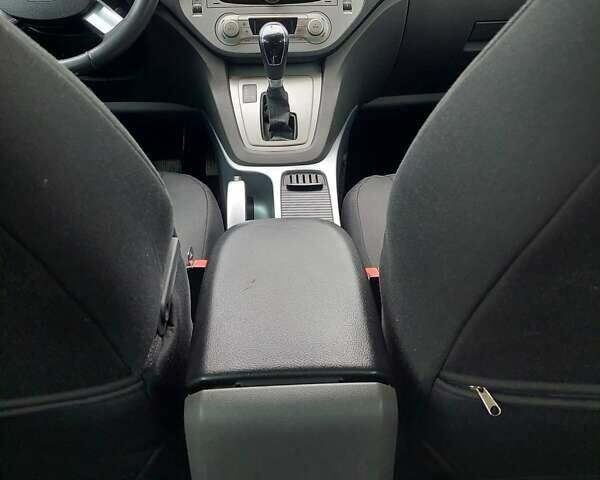 Форд Куга, объемом двигателя 2 л и пробегом 180 тыс. км за 12000 $, фото 1 на Automoto.ua