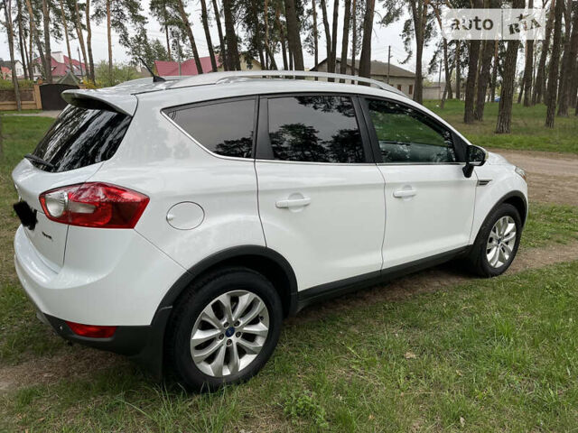 Форд Куга, объемом двигателя 2 л и пробегом 119 тыс. км за 12600 $, фото 1 на Automoto.ua