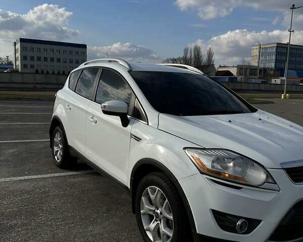 Форд Куга, об'ємом двигуна 2.5 л та пробігом 200 тис. км за 9500 $, фото 1 на Automoto.ua