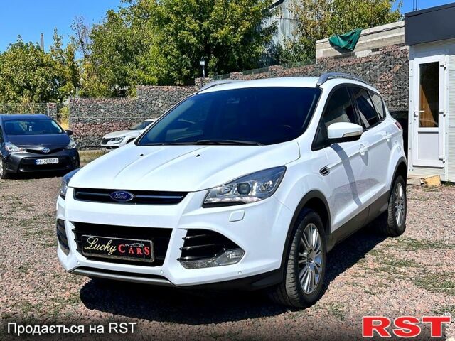 Форд Куга, объемом двигателя 2 л и пробегом 246 тыс. км за 14200 $, фото 1 на Automoto.ua