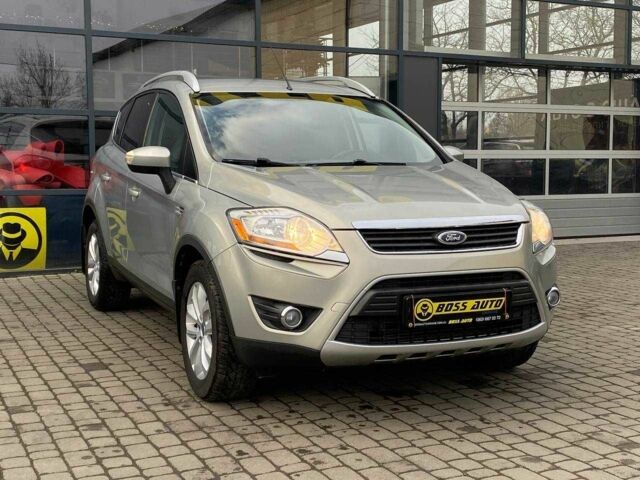 Серый Форд Куга, объемом двигателя 2 л и пробегом 248 тыс. км за 11300 $, фото 1 на Automoto.ua