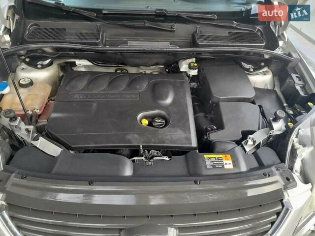 Сірий Форд Куга, об'ємом двигуна 2 л та пробігом 260 тис. км за 8300 $, фото 1 на Automoto.ua