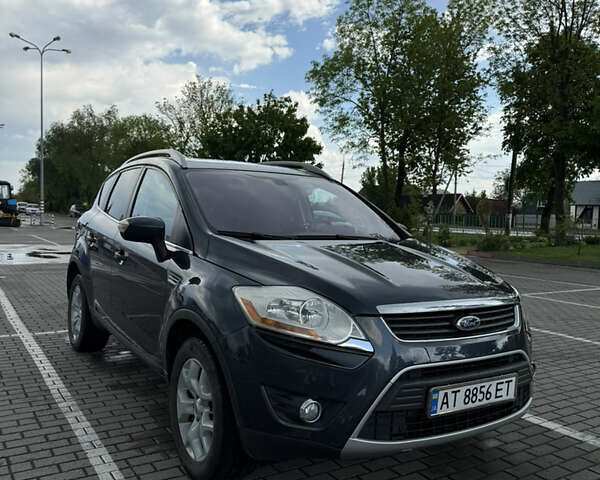 Сірий Форд Куга, об'ємом двигуна 2 л та пробігом 222 тис. км за 9300 $, фото 1 на Automoto.ua