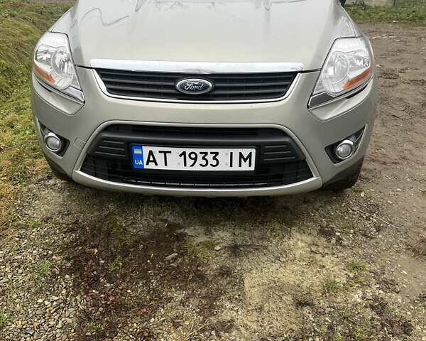 Сірий Форд Куга, об'ємом двигуна 2 л та пробігом 247 тис. км за 11000 $, фото 1 на Automoto.ua