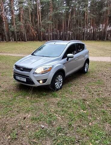 Сірий Форд Куга, об'ємом двигуна 2 л та пробігом 101 тис. км за 10500 $, фото 1 на Automoto.ua