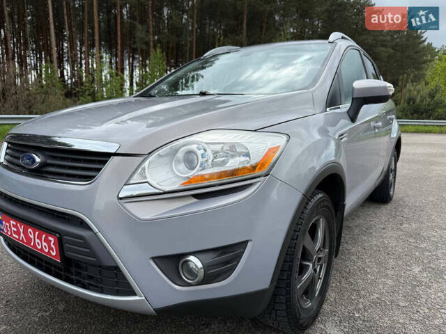 Серый Форд Куга, объемом двигателя 2 л и пробегом 251 тыс. км за 10600 $, фото 1 на Automoto.ua