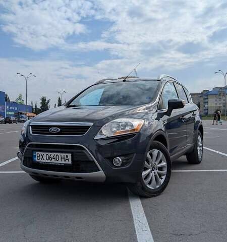 Форд Куга 2010 в Каменце-Подольском на Automoto.ua Серый Форд Куга, объемом двигателя 2 л и пробегом 186 тыс. км за 11200 $, фото 1 на Automoto.ua