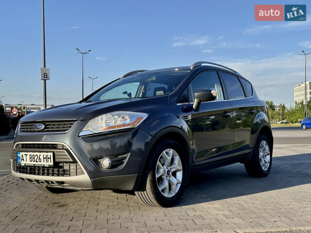 Серый Форд Куга, объемом двигателя 2 л и пробегом 230 тыс. км за 10500 $, фото 1 на Automoto.ua