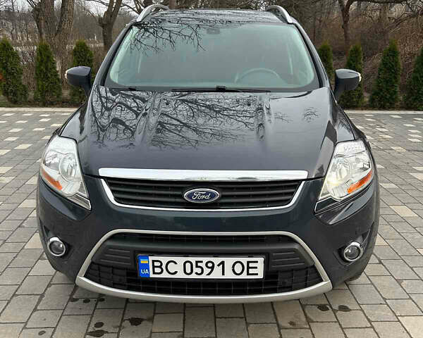 Серый Форд Куга, объемом двигателя 2 л и пробегом 227 тыс. км за 10500 $, фото 1 на Automoto.ua