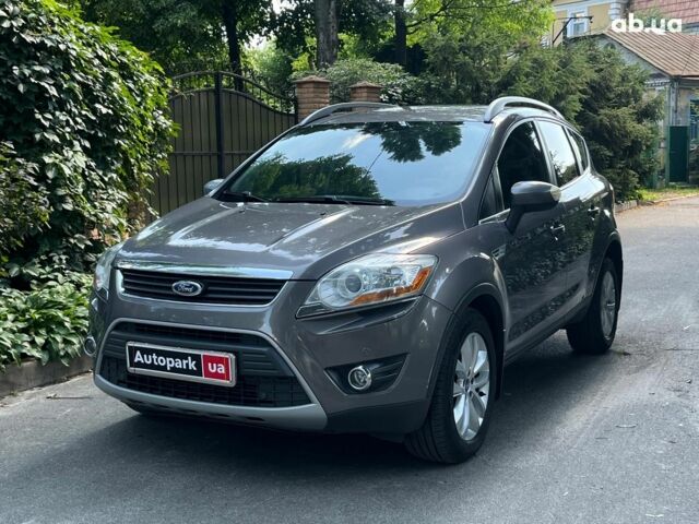 Серый Форд Куга, объемом двигателя 2 л и пробегом 163 тыс. км за 12790 $, фото 1 на Automoto.ua