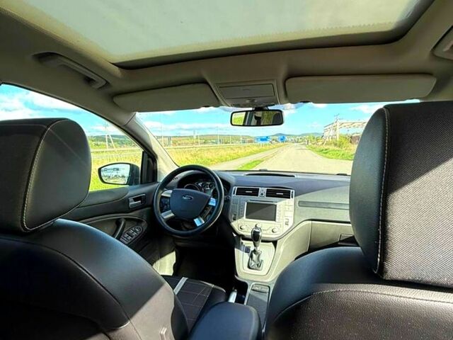 Серый Форд Куга, объемом двигателя 2 л и пробегом 219 тыс. км за 10300 $, фото 1 на Automoto.ua