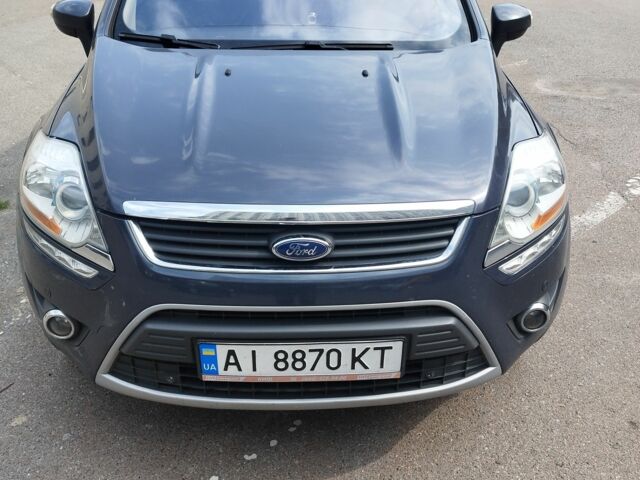 Серый Форд Куга, объемом двигателя 2 л и пробегом 240 тыс. км за 10600 $, фото 1 на Automoto.ua