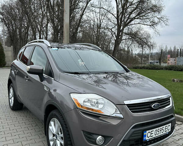 Серый Форд Куга, объемом двигателя 2 л и пробегом 140 тыс. км за 13000 $, фото 1 на Automoto.ua