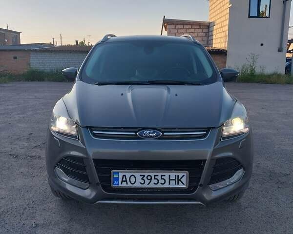 Серый Форд Куга, объемом двигателя 2 л и пробегом 235 тыс. км за 12900 $, фото 1 на Automoto.ua