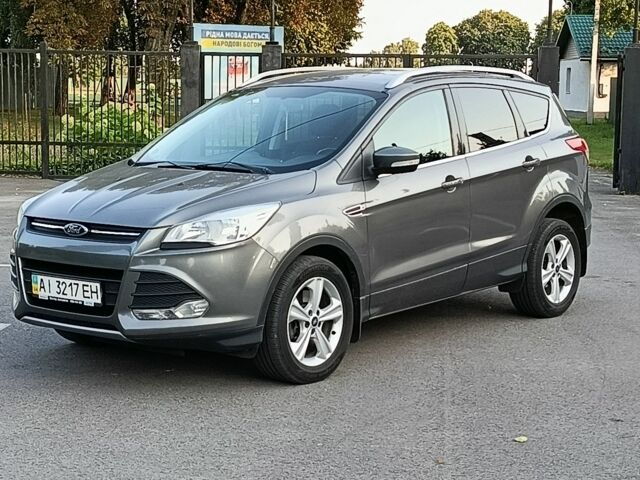 Серый Форд Куга, объемом двигателя 2 л и пробегом 172 тыс. км за 10600 $, фото 1 на Automoto.ua