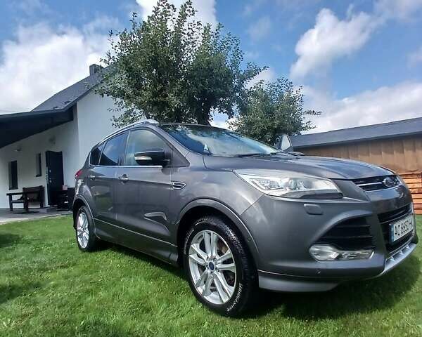 Серый Форд Куга, объемом двигателя 2 л и пробегом 207 тыс. км за 13500 $, фото 1 на Automoto.ua