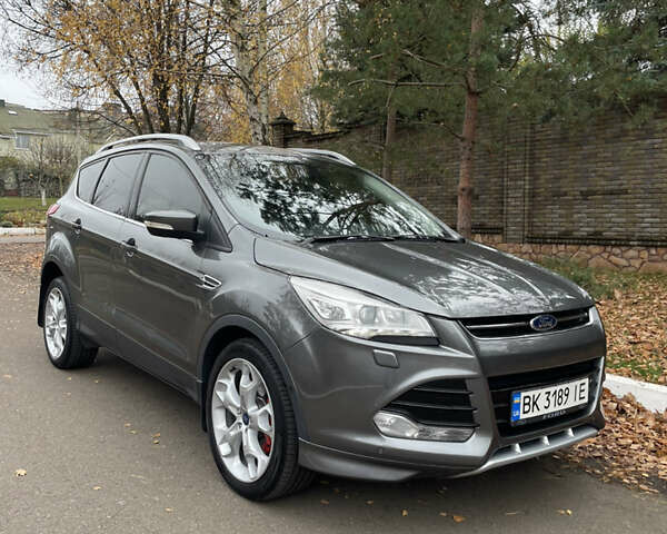 Серый Форд Куга, объемом двигателя 2 л и пробегом 209 тыс. км за 11700 $, фото 1 на Automoto.ua