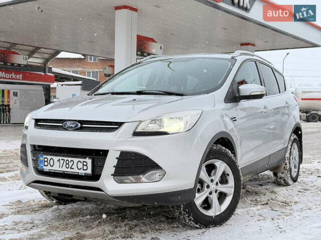 Сірий Форд Куга, об'ємом двигуна 2 л та пробігом 222 тис. км за 12000 $, фото 1 на Automoto.ua