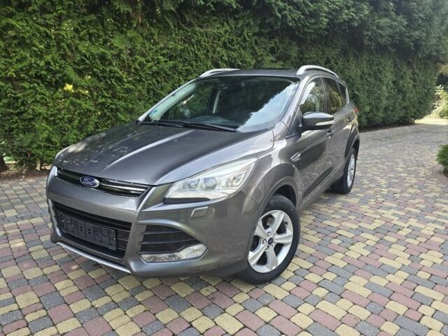 Сірий Форд Куга, об'ємом двигуна 1.6 л та пробігом 172 тис. км за 7900 $, фото 1 на Automoto.ua