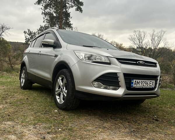 Форд Куга 2014 в Коростышеве на Automoto.ua Серый Форд Куга, объемом двигателя 2 л и пробегом 183 тыс. км за 13300 $, фото 1 на Automoto.ua