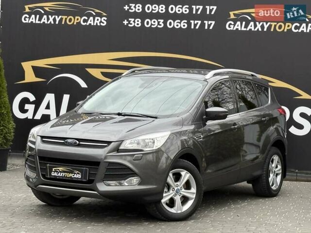 Серый Форд Куга, объемом двигателя 2 л и пробегом 130 тыс. км за 14800 $, фото 1 на Automoto.ua
