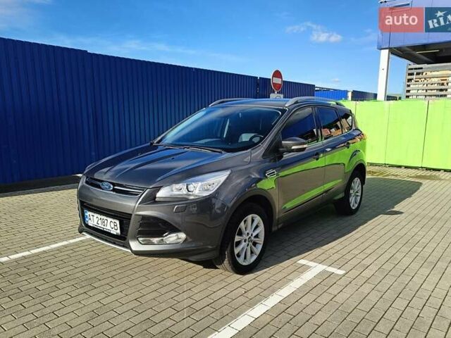Серый Форд Куга, объемом двигателя 2 л и пробегом 140 тыс. км за 16500 $, фото 1 на Automoto.ua