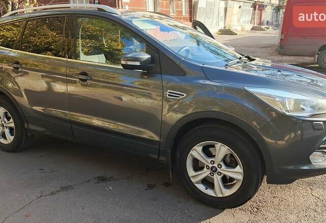 Форд Куга 2016 в Красилове на Automoto.ua Серый Форд Куга, объемом двигателя 2 л и пробегом 139 тыс. км за 15699 $, фото 1 на Automoto.ua