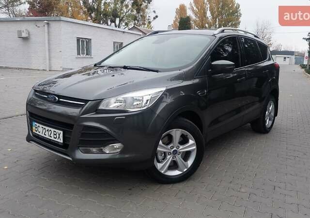 Сірий Форд Куга, об'ємом двигуна 2 л та пробігом 130 тис. км за 15500 $, фото 1 на Automoto.ua