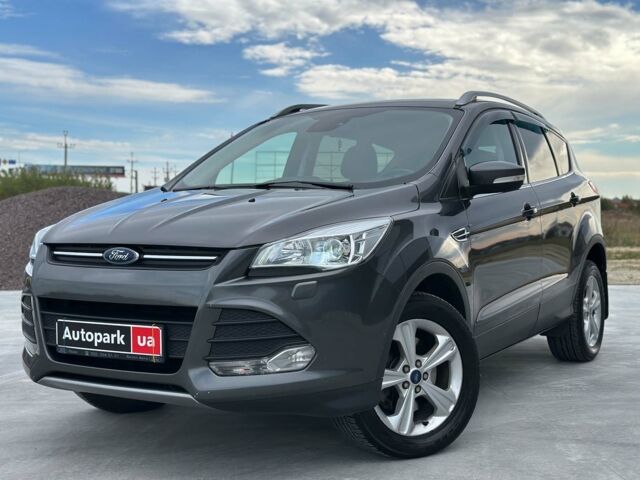 Серый Форд Куга, объемом двигателя 2 л и пробегом 132 тыс. км за 16490 $, фото 1 на Automoto.ua