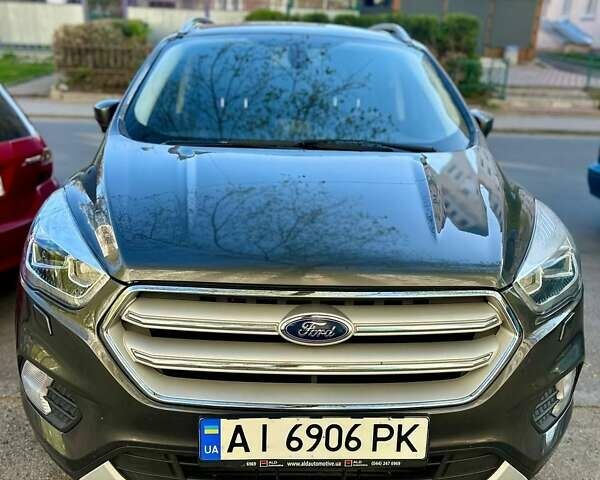 Сірий Форд Куга, об'ємом двигуна 2 л та пробігом 138 тис. км за 17200 $, фото 1 на Automoto.ua