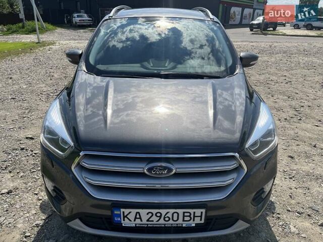 Серый Форд Куга, объемом двигателя 1.5 л и пробегом 95 тыс. км за 15500 $, фото 1 на Automoto.ua