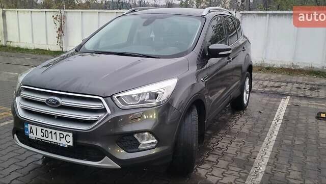 Серый Форд Куга, объемом двигателя 1.5 л и пробегом 101 тыс. км за 18200 $, фото 1 на Automoto.ua