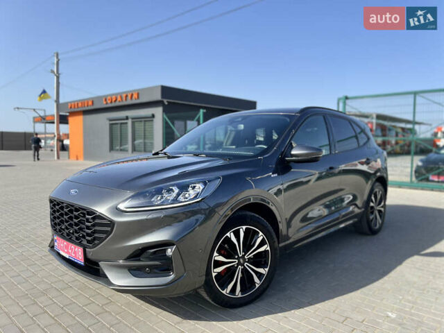 Сірий Форд Куга, об'ємом двигуна 2 л та пробігом 232 тис. км за 23487 $, фото 1 на Automoto.ua