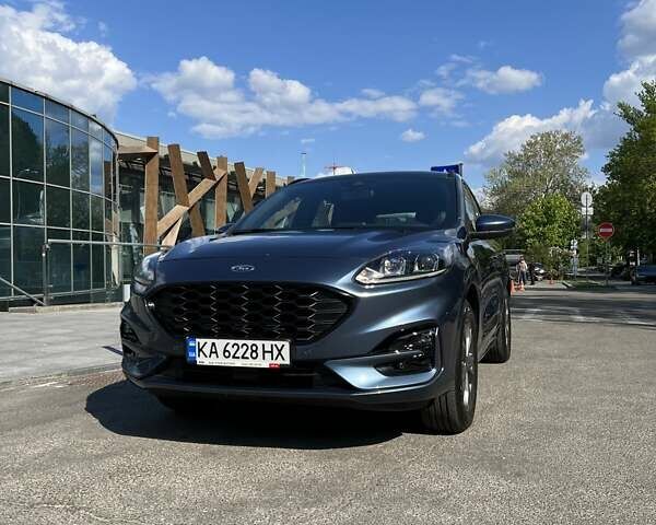 Синий Форд Куга, объемом двигателя 1.5 л и пробегом 7 тыс. км за 26000 $, фото 1 на Automoto.ua