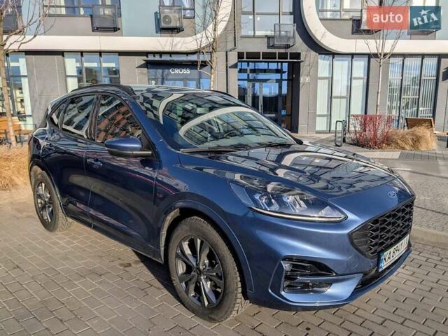 Синий Форд Куга, объемом двигателя 1.5 л и пробегом 11 тыс. км за 26000 $, фото 1 на Automoto.ua