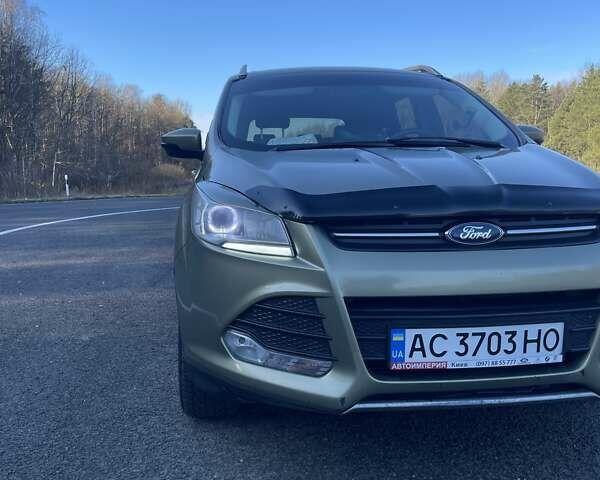 Зелений Форд Куга, об'ємом двигуна 2 л та пробігом 196 тис. км за 12000 $, фото 1 на Automoto.ua