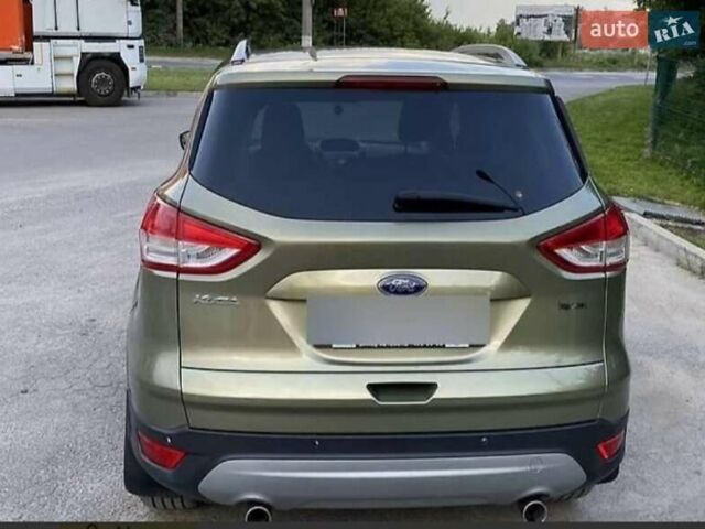 Зеленый Форд Куга, объемом двигателя 2 л и пробегом 185 тыс. км за 12100 $, фото 1 на Automoto.ua