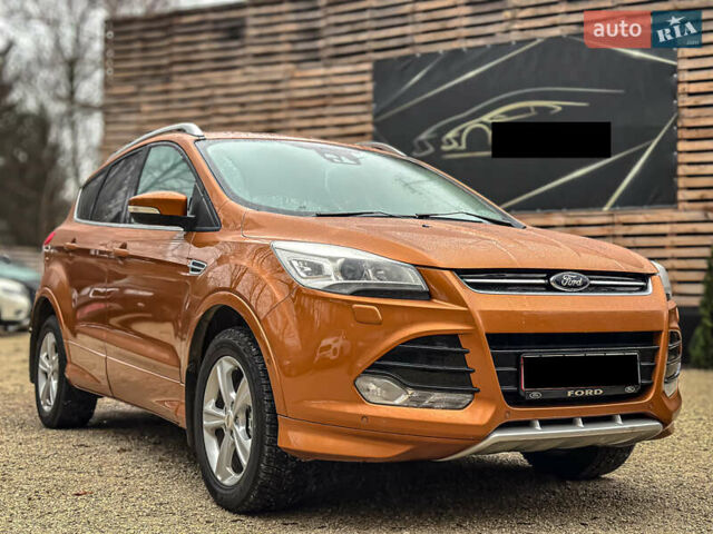 Помаранчевий Форд Куга, об'ємом двигуна 2 л та пробігом 249 тис. км за 14950 $, фото 1 на Automoto.ua
