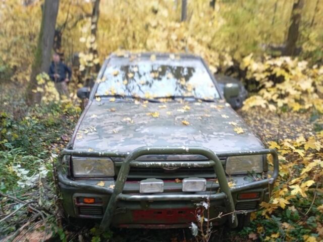 Форд Маверик 1995 в Чугуеве на Automoto.ua Черный Форд Маверик, объемом двигателя 2.4 л и пробегом 250 тыс. км за 3000 $, фото 1 на Automoto.ua